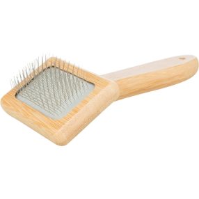   Trixie Soft Brush | Szögletes puha kefe bambusz nyéllel – 7 × 16 cm