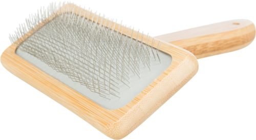 Trixie Soft Brush | Szögletes puha kefe bambusz nyéllel – 12 × 15 cm