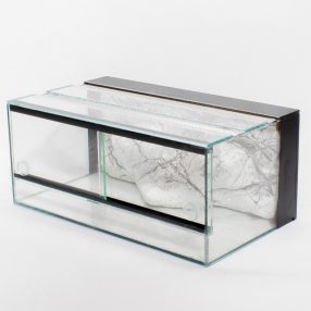   70 x 30 x 30 cm | Prémium minőségű terrárium | 3D sziklaháttérrel